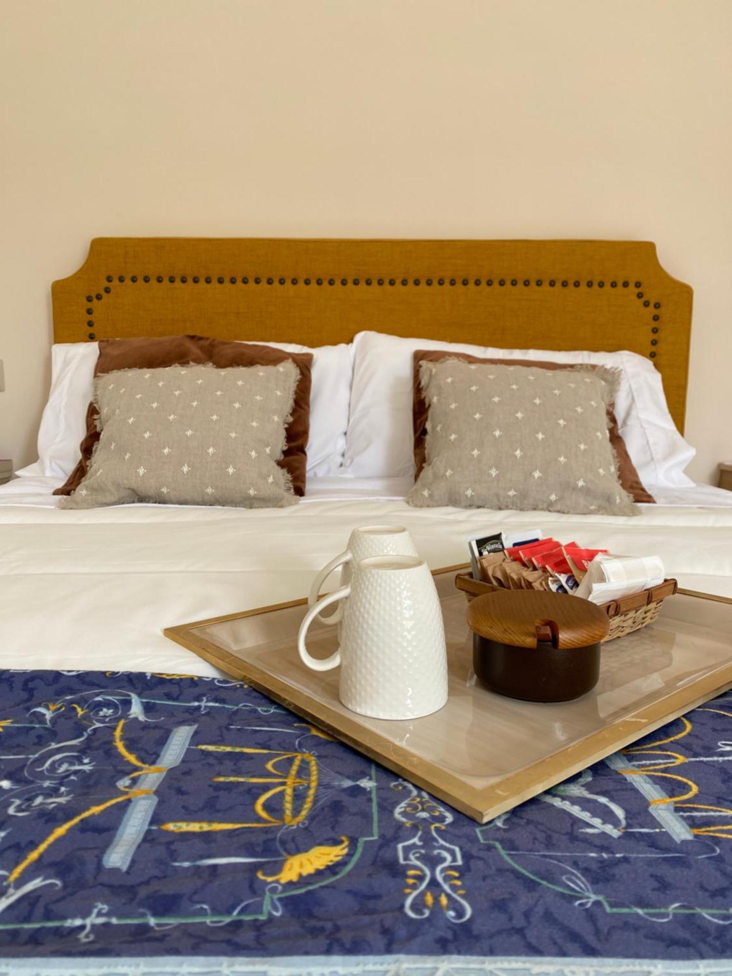 All'Imbrunire Exlusive Apartment Salerno Ngoại thất bức ảnh