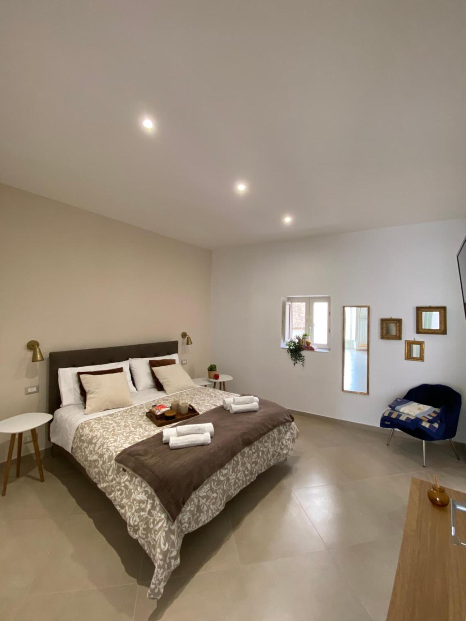 All'Imbrunire Exlusive Apartment Salerno Ngoại thất bức ảnh